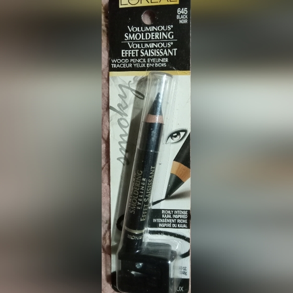 L'OREAL 7 Bundle eyeshadow palette (2) eyeliner (1) highlighter (1) brow (2) lip - Picture 5 of 7